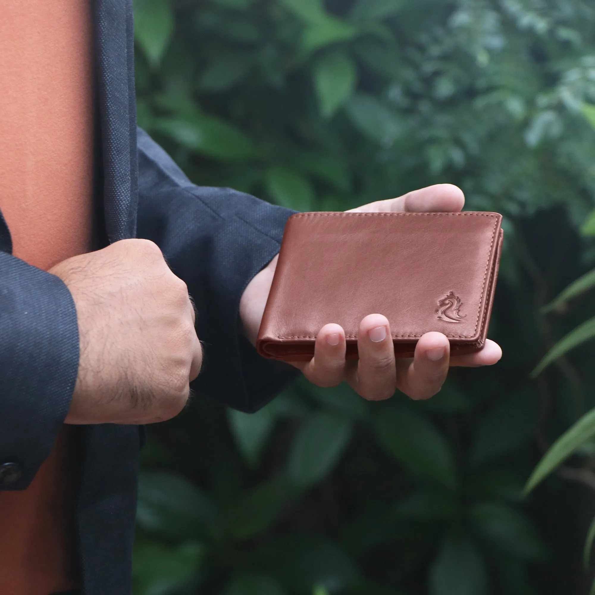 10012 Wine Bifold Wallet