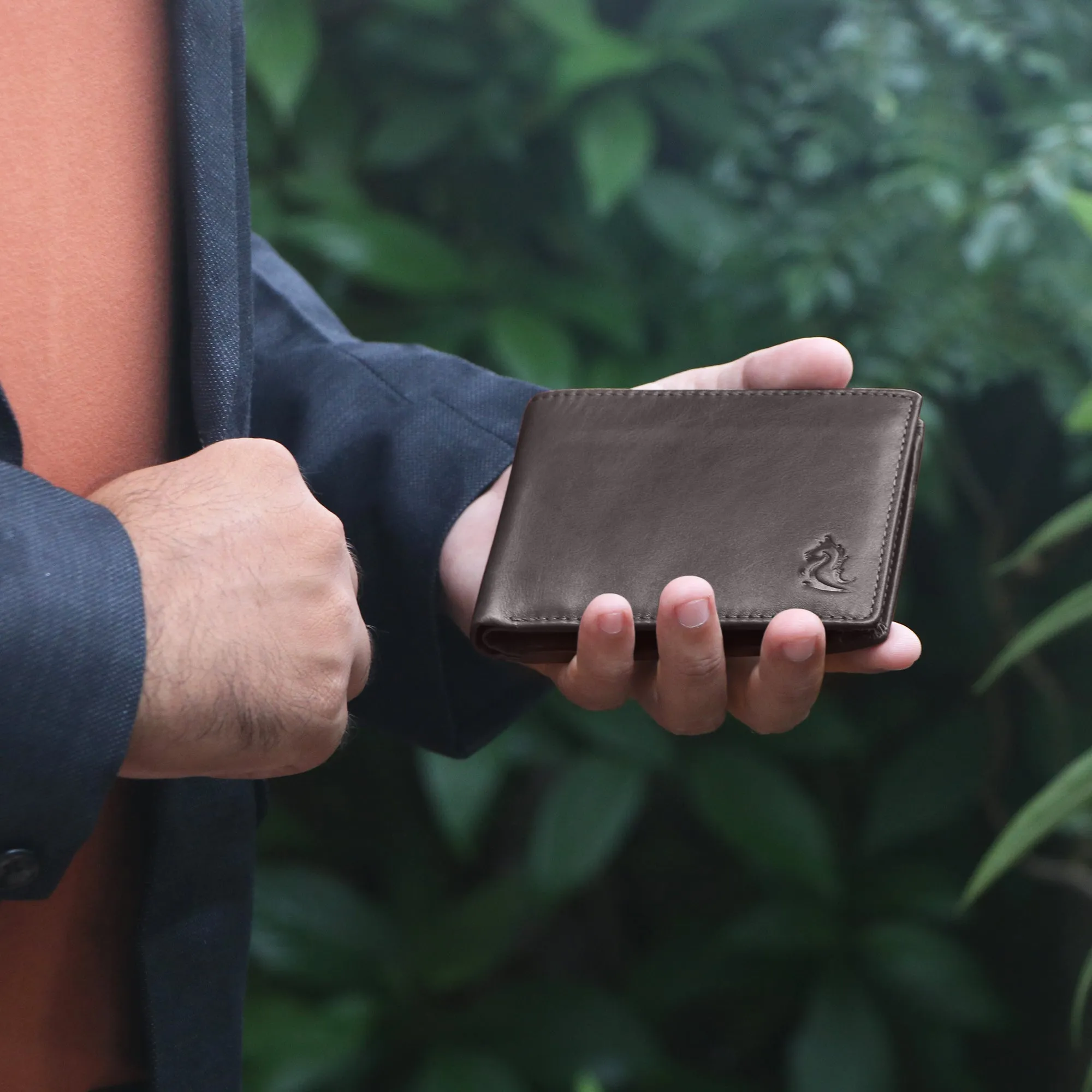 10012 Wine Bifold Wallet