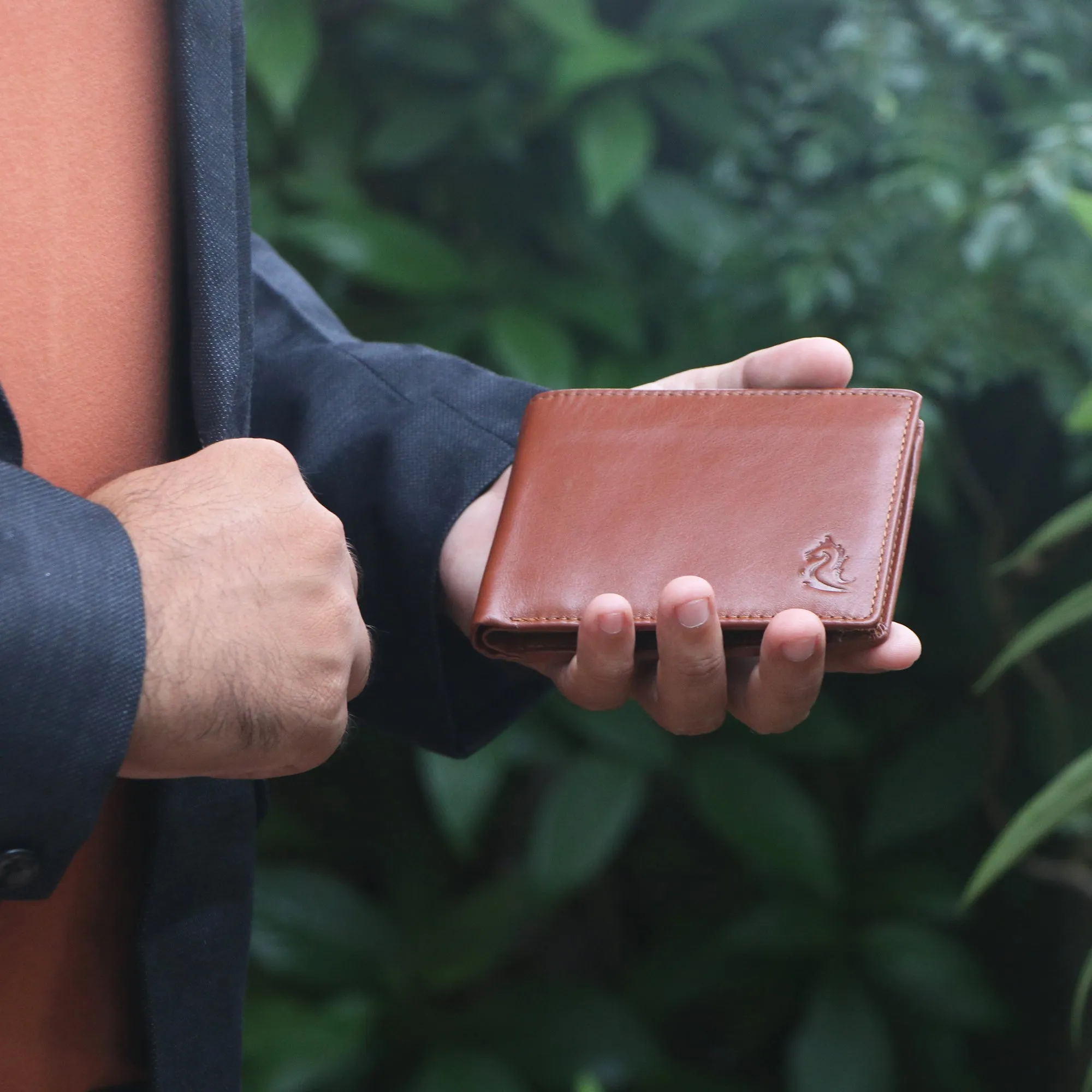 10012 Wine Bifold Wallet