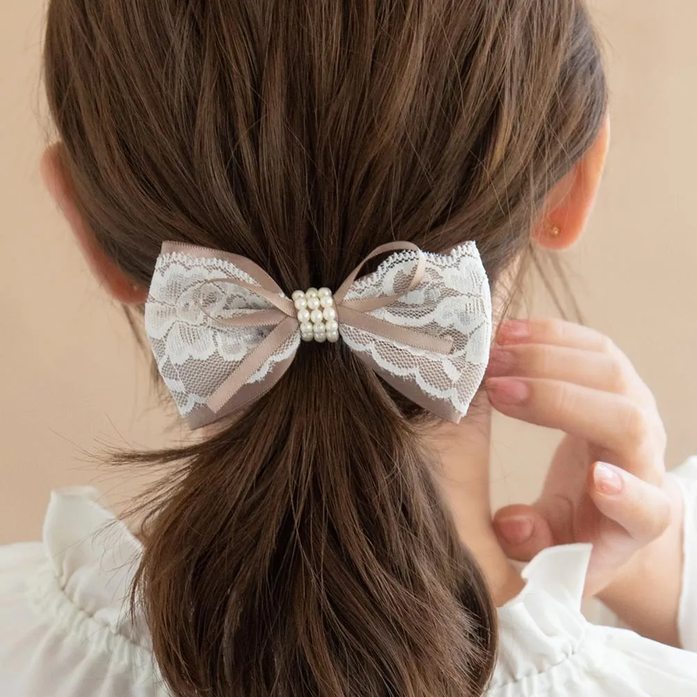 Pearl Detail Bow Pony Hook