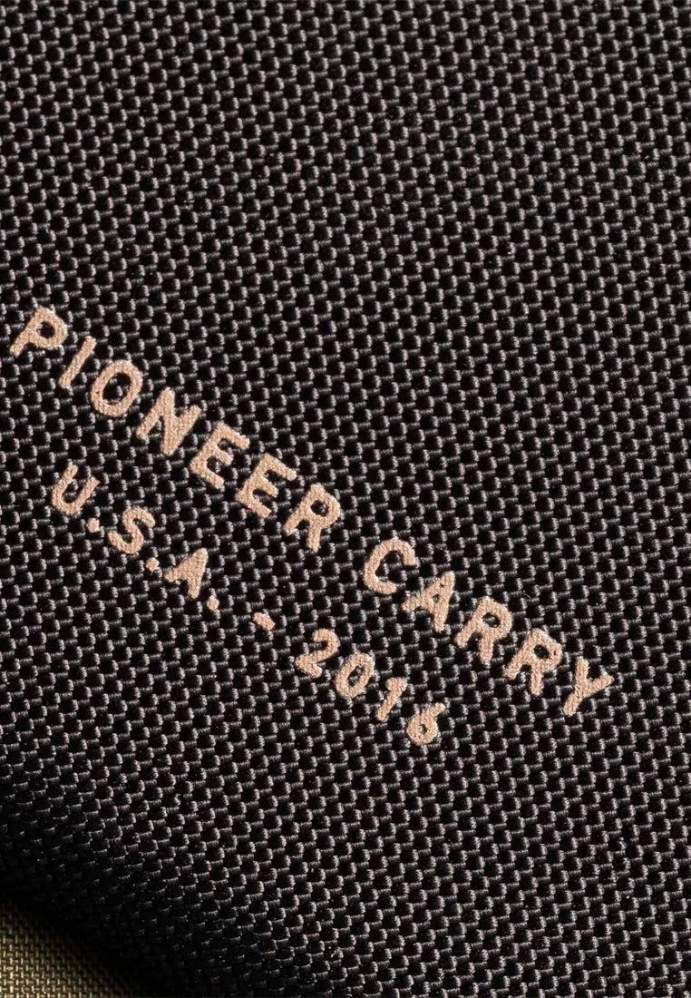 Pioneer Molecule Cardholder Black Baby Ballistic