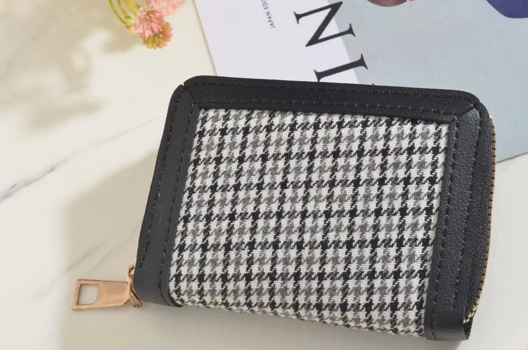 Premium Women Wallet - Black Model 1