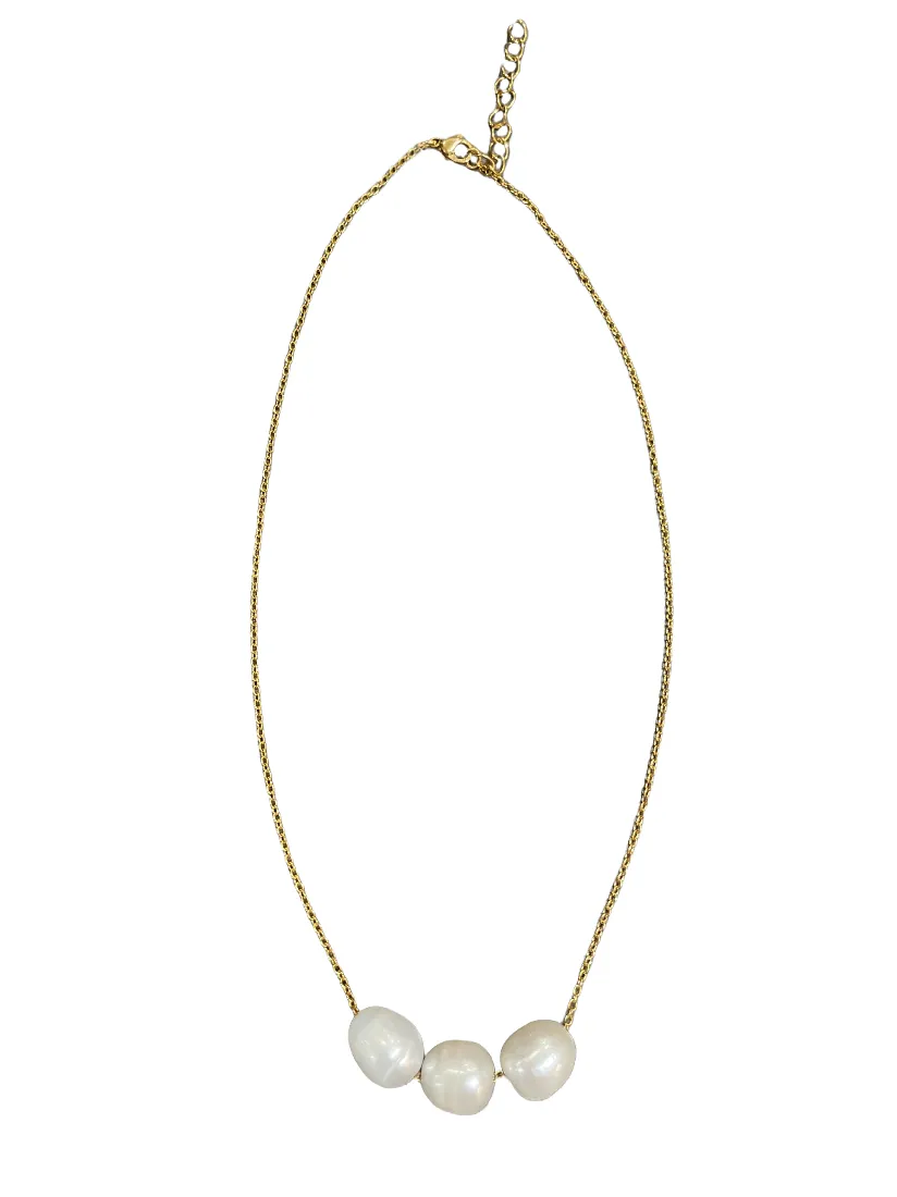 Three Pearl Necklace
